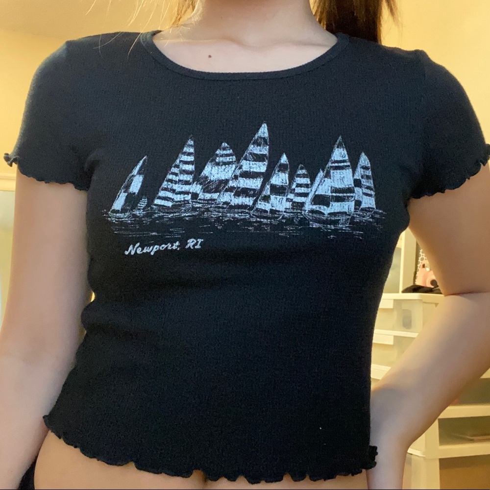 AMERICAN EAGLE CROP TOP